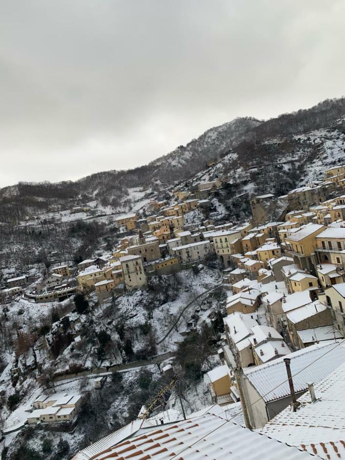 B&B Al Castello Castelmezzano Luaran gambar