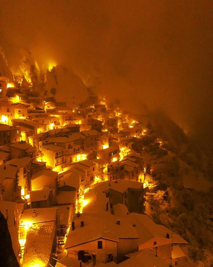 B&B Al Castello Castelmezzano Luaran gambar